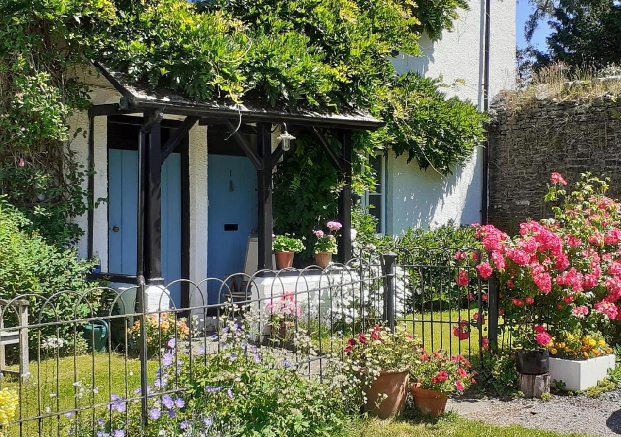 Castell Madoc Cottages Lower Chapel Esterno foto