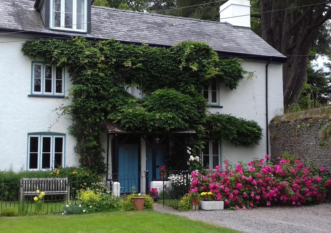 Castell Madoc Cottages Lower Chapel Esterno foto